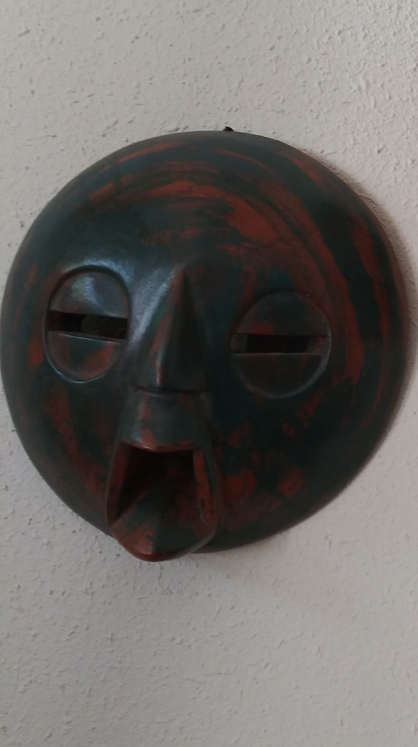 Round Lovers Mask