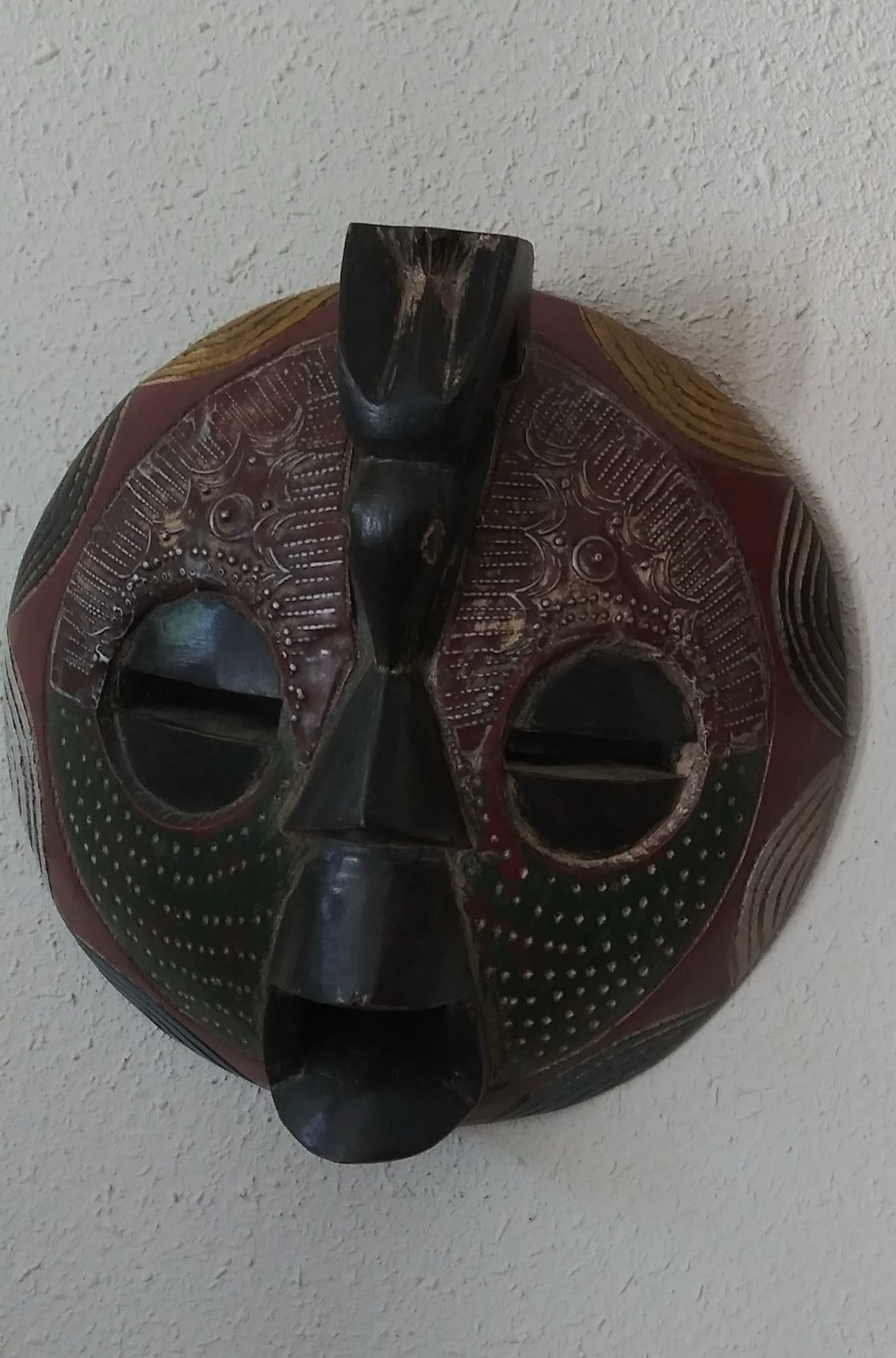 Round Lovers Mask