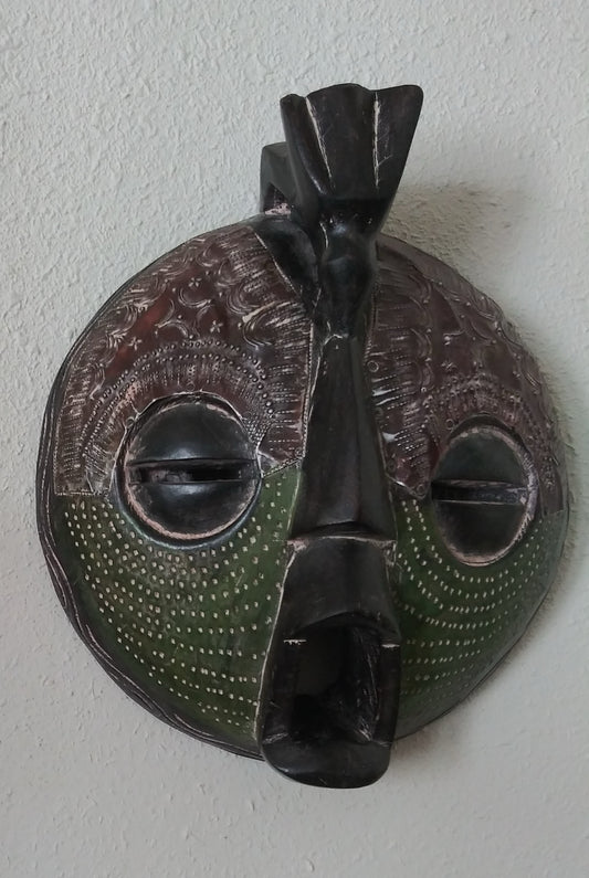 Round Lovers Mask